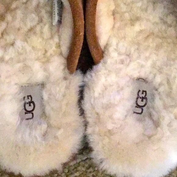 UGG slippers - Picture 12 of 12
